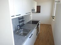 Prodej zrekonstruovaný byt 2+1 balkon, ploch 59 m2, vyhledávaná lokalita, Chomutov, Bezručova - DSCF8612.JPG