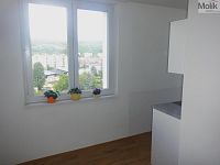 Prodej zrekonstruovaný byt 2+1 balkon, ploch 59 m2, vyhledávaná lokalita, Chomutov, Bezručova - DSCF8615.JPG