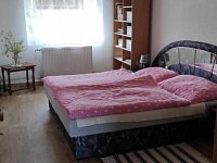 Prodej zateplený dvojgenerační RD, částečně podsklepený celková plocha 880 m2, Vadkovice - IMG-20260521-WA0021.jpg