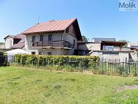 Prodej rodinného domu 96m2 s garáží a pozemkem 280 m2 v Palackého ulici v Dubí
