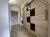 Pronájem bytu 2+kk, 40,15 m2, ul. Jaroslava Haška, Most - Vstupní chodba