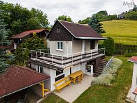 Chata, Prackovice nad Labem
