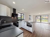Pronájem rodinného domu, 160 m2, Dubí, ul. Zahradní - 6.jpg