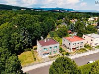 Dvougenerační rodinný dům s garáží v prestižní lokalitě u Kamencového jezera a lesoparku - DJI_20260619134507_0341_D.jpg