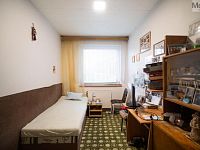 Dvougenerační rodinný dům s garáží v prestižní lokalitě u Kamencového jezera a lesoparku - DSC07737-HDR.jpg