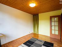 Rodinný dům 4kk, ul. Husova, obec Kovářská - DSC09439.jpg