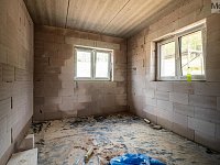 Rodinný dům 5kk, Málkov  Zelená, okres Chomutov - DSC02883.jpg