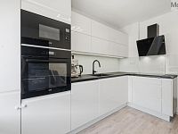 Prodej bytu 3+kk+parkovací stání, OV, 66 m2, ul. Spojovací, Milovice - Mladá - DSC04956.jpg