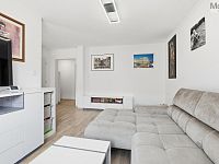 Prodej bytu 3+kk+parkovací stání, OV, 66 m2, ul. Spojovací, Milovice - Mladá - DSC04991.jpg