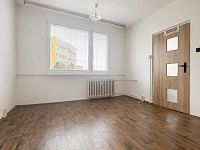 Pronájem bytu 1+1+B, OV, 38 m2, Chomutov, ulice Kundratická - 06F2E05B-07A9-4547-B9B2-0F6E8D5796F8.png