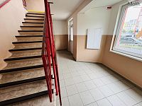 Most, prodej částečně zrekonstruovaného bytu 4+1/zasklená lodžie, ul. Fr. Malíka, 81,47 m2, DR - IMG_3053