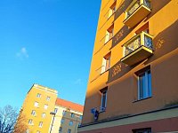 Pronájem bytu 2+1 v Mostě tř. Budovatelů blok č.99 - fasada