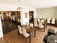 Pronájem restaurace, Bitozeves - salonek