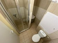 Pronájem bytu 2+kk, 40,15 m2, ul. Jaroslava Haška, Most - Koupelna
