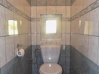 Prodej rodinného domu 153 m2 s pozemkem 738 m2 ve Družstevní ulici, Děčín-Bělá - DSCN9282a