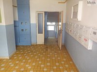 Pronájem bytu 1+1, balkon v mezopatře, Chomutov, Písečná - DSCF8848.JPG