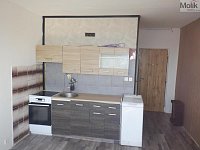 Pronájem bytu 1+1, balkon v mezopatře, Chomutov, Písečná - DSCF8859.JPG