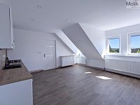 Pronájem rodinného domu 268 m2, se zahradou a dvěma garážemi, Sportovní 161/9, Dubí - Běhánky - PXL_20260812_133408332 - 2