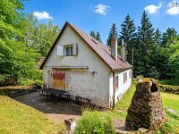 Prodej chalupy, 531 m2, Klíny, Rašov - Pohled na chalupu a okolí