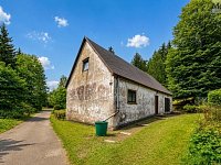 Prodej chalupy, 531 m2, Klíny, Rašov - Pohled na chalupu a okolí