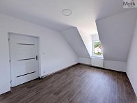 Pronájem bytu 3+kk, 95 m2, se zahradou a garáží, ul. Sportovní 161/9, Dubí - Běhánky - PXL_20260812_133005238 -1