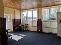 K prodeji komerční objekt 506 m2, s pozemkem 2031 m2, ulice Alešova 946, Litvínov - PXL_20260827_084712653.MP