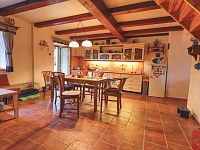 Prodej RD Holšice 5kk 188m2, zahrada 802m2 + pozemky 2877m2 - Foto 2