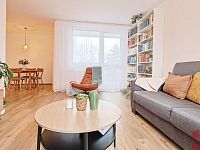 Prodej bytu v OV, 3+1 75m2, P8 Bohnice, ul. Feřtekova, poctivá rekonstrukce, lodžie, sklep