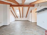 Pronájem 4+1 122m2 P3 Žižkov, Na Jarově, rekonstrukce, tramvaj - Foto 13