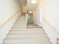 Pronájem 2kk 55m2 P3 Žižkov, ul. V zahrádkách, terasa, sklep, garáž, nezařízen - Foto 17