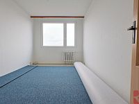 Pronájem 3+1 80m2 P4 Michle, ul. Hadovitá, metro, tramvaj, lodžie, samostatné pokoje - Foto 4