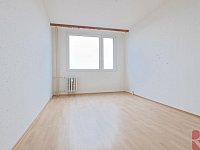 Pronájem 3+1 80m2 P4 Michle, ul. Hadovitá, metro, tramvaj, lodžie, samostatné pokoje - Foto 3