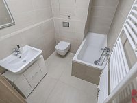 Pronájem 2kk 50m2, P10 Uhříněves, ul. Karla Guta, lodžie, garážové stání - Foto 13