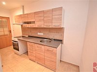 Pronájem 1kk 35m2, P4 Pankrác, ul. Sdružení, rekonstrukce, nezařízen - Foto 5