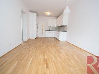 Pronájem novostavby 2kk 53m2, P4 Michle, ul. Hadovitá, terasa 20m2, sklep, garáž - Foto 4