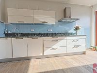 Prodej luxusního bytu 4kk 118m2 + terasa, zahrada, Uhříněves, ul. V Bytovkách, 2xGS, sklep, komora - Foto 4