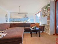 Prodej luxusního bytu 4kk 118m2 + terasa, zahrada, Uhříněves, ul. V Bytovkách, 2xGS, sklep, komora - Foto 6