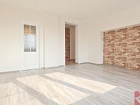 Prodej 3+1 79m2, Pátek u Poděbrad, OV, balkon, sklep, garáž, zahrada - Foto 7