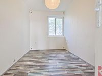 Prodej 3+1 79m2, Pátek u Poděbrad, OV, balkon, sklep, garáž, zahrada - Foto 9