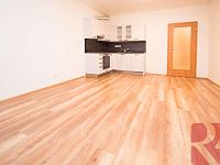 Prodej 2kk 56m2 P9 Letňany, ul. Tupolevova, balkon, nezařízen - Foto 6