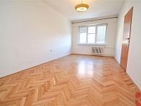 Pronájem 3kk 66m2, P10 Vršovice, ul. Přípotoční, rekonstrukce, tramvaj, nezařízen - Foto 3