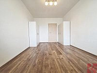 Pronájem 2kk 55m2 P3 Žižkov, ul. V zahrádkách, terasa, sklep, garáž, nezařízen - Foto 6