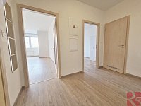 Pronájem 2kk 55m2 P3 Žižkov, ul. V zahrádkách, terasa, sklep, garáž, nezařízen - Foto 8