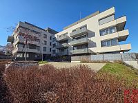 Pronájem novostavby 2kk 53m2, P4 Michle, ul. Hadovitá, balkon 8m2, sklep, garáž - Foto 3