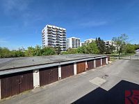 Pronájem dvougaráže 35m2, P4 Podolí, Bohuslava Martinů
