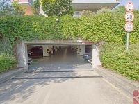 Pronájem garážového stání 14m2. P4 Chodov, ul. Babická - fotografie