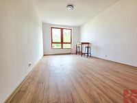Pronájem 1kk P4 Kunratice, ul. Pod Haltýřem, novostavba, sklep - 20260622_152143.jpg