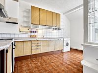 Prodej bytu 3+1, 86m2, Wolkerova, Karlovy Vary - Tuhnice - 13.jpg