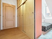 Prodej bytu 3+1, 86m2, Wolkerova, Karlovy Vary - Tuhnice - 19.jpg