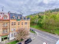 Prodej bytu 3+1, 86m2, Wolkerova, Karlovy Vary - Tuhnice - 21.jpg